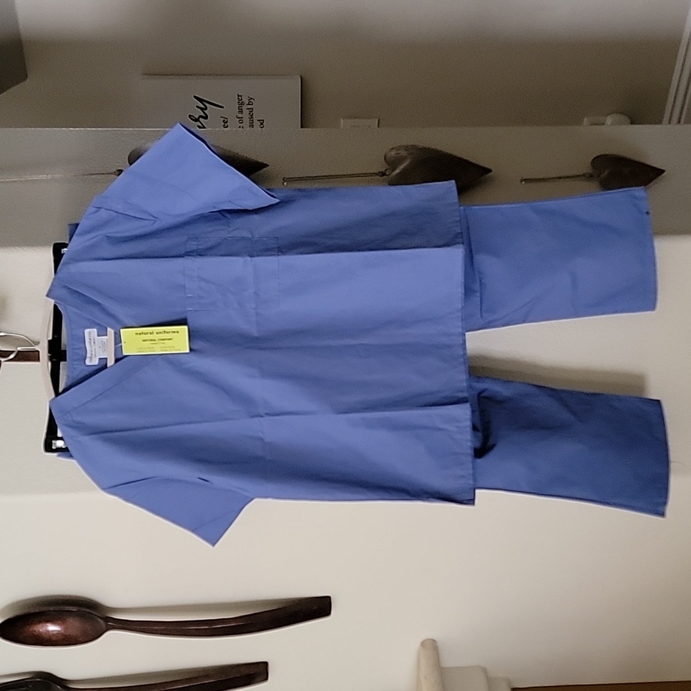 Natural Uniforms Scrubs set periwinkle size S
